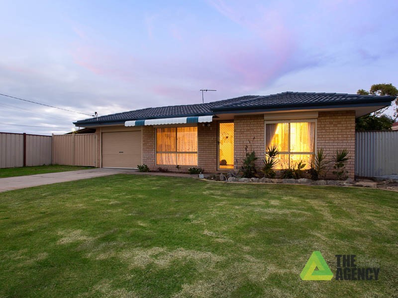 4 Nabberu Loop, Cooloongup WA 6168