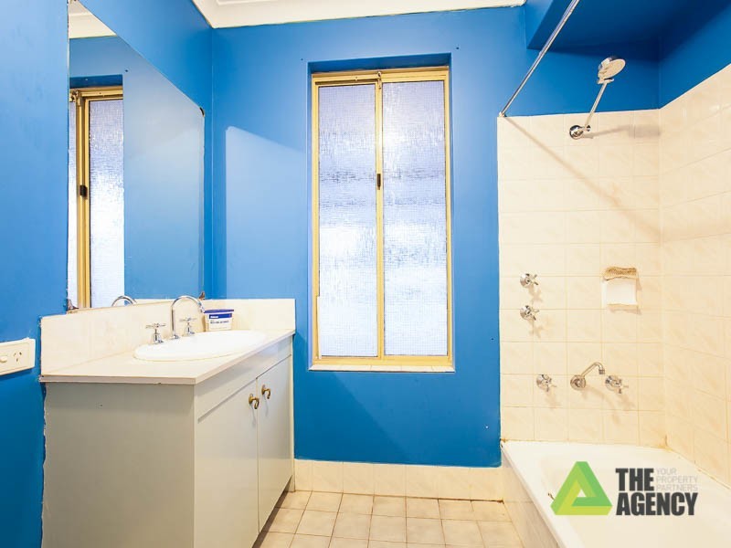 4 Nabberu Loop, Cooloongup WA 6168