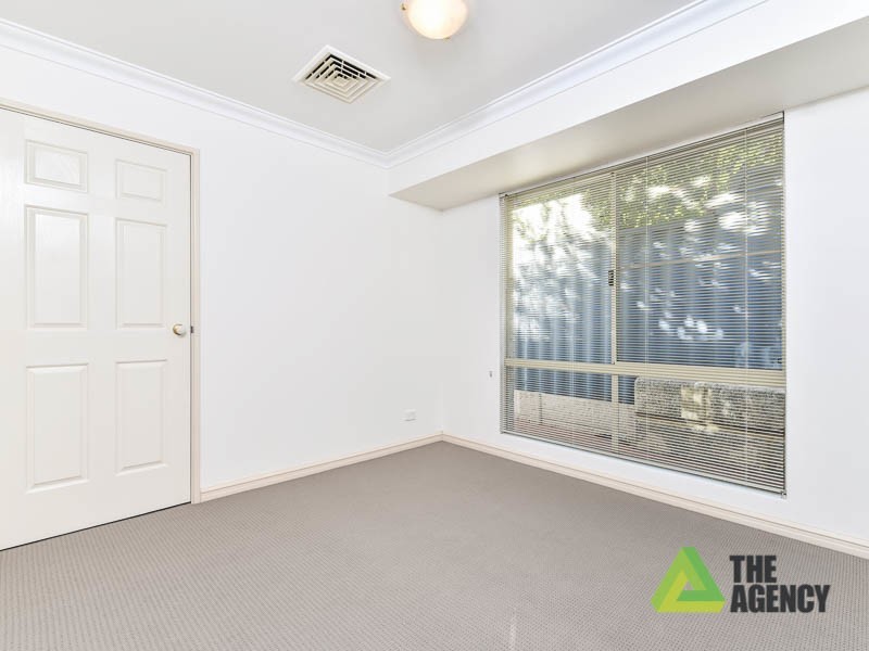 78 Peterborough Circle, North Lake WA 6163