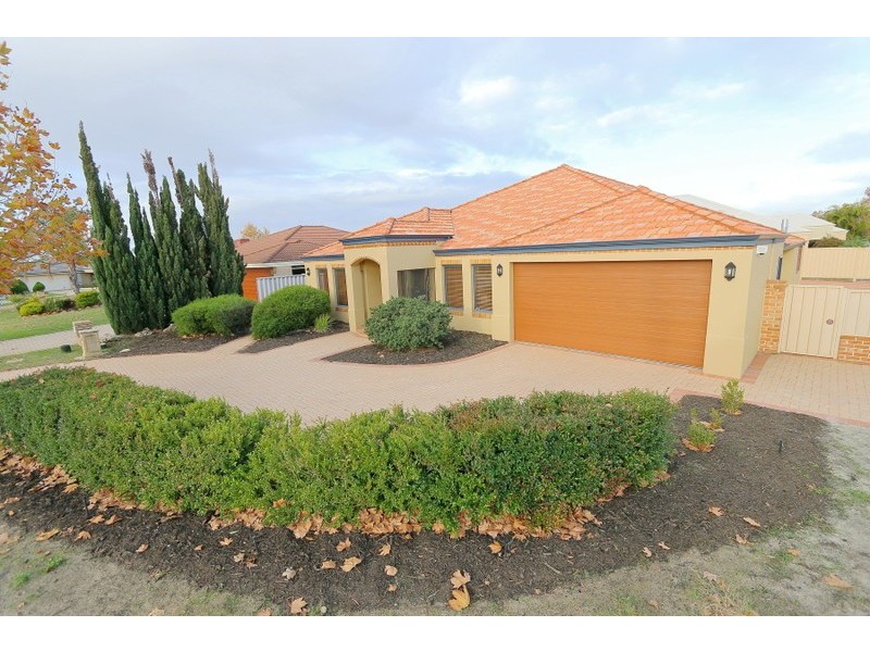 136 Goodwood Way, Canning Vale WA 6155