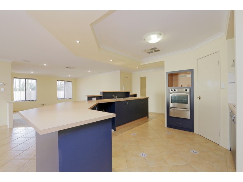 136 Goodwood Way, Canning Vale WA 6155