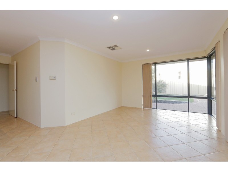 136 Goodwood Way, Canning Vale WA 6155