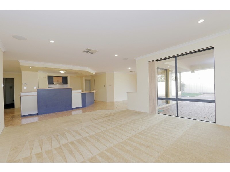 136 Goodwood Way, Canning Vale WA 6155