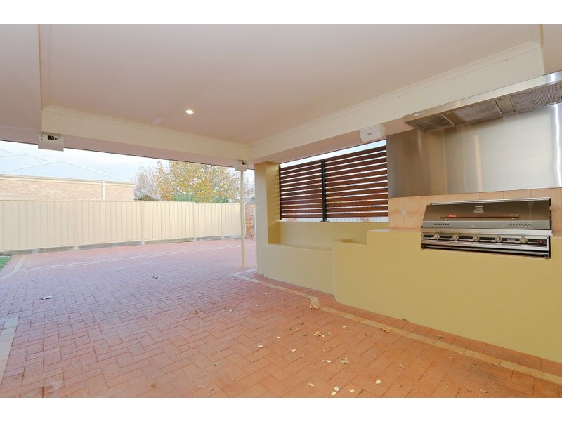 136 Goodwood Way, Canning Vale WA 6155