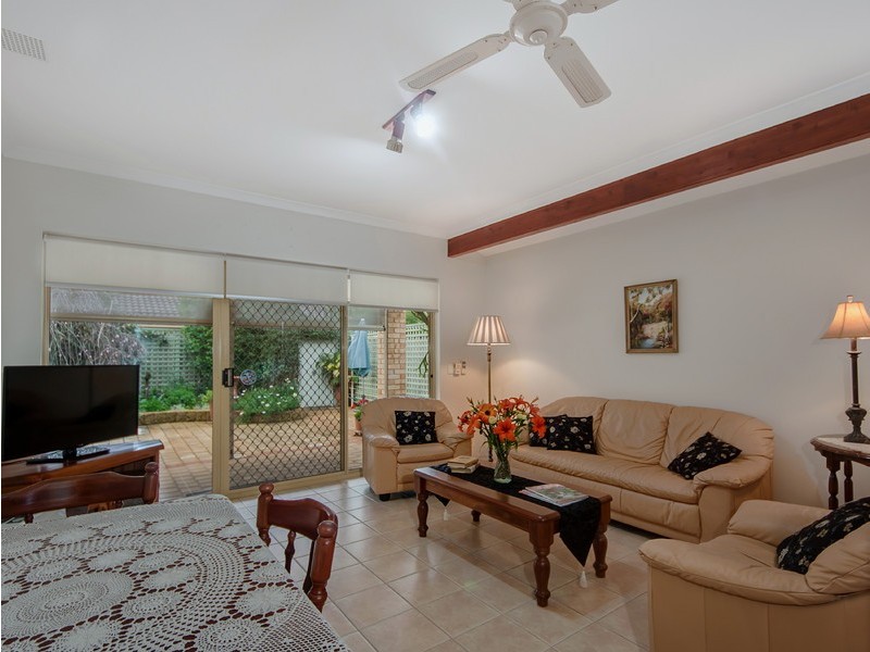 12 Prescott Drive, Murdoch WA 6150