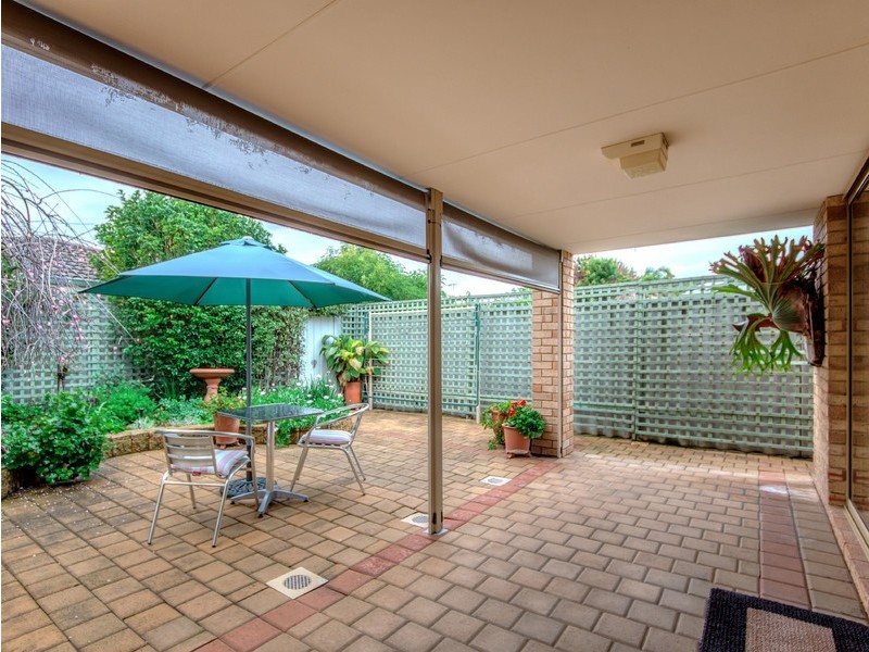 12 Prescott Drive, Murdoch WA 6150