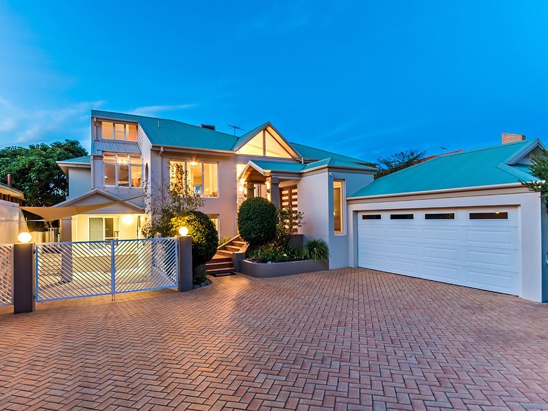 17 Riches Way, Bull Creek WA 6149