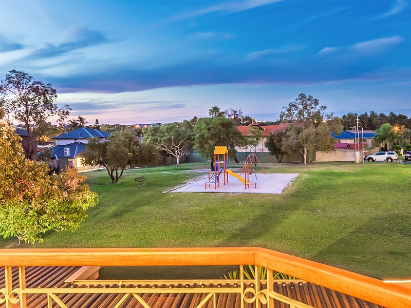 17 Riches Way, Bull Creek WA 6149