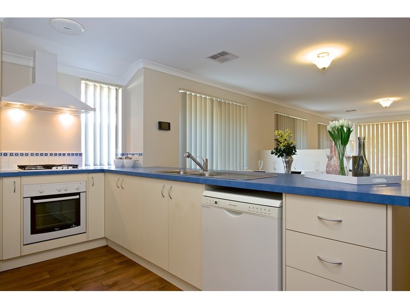 48 Beauchamp Loop, Wellard WA 6170