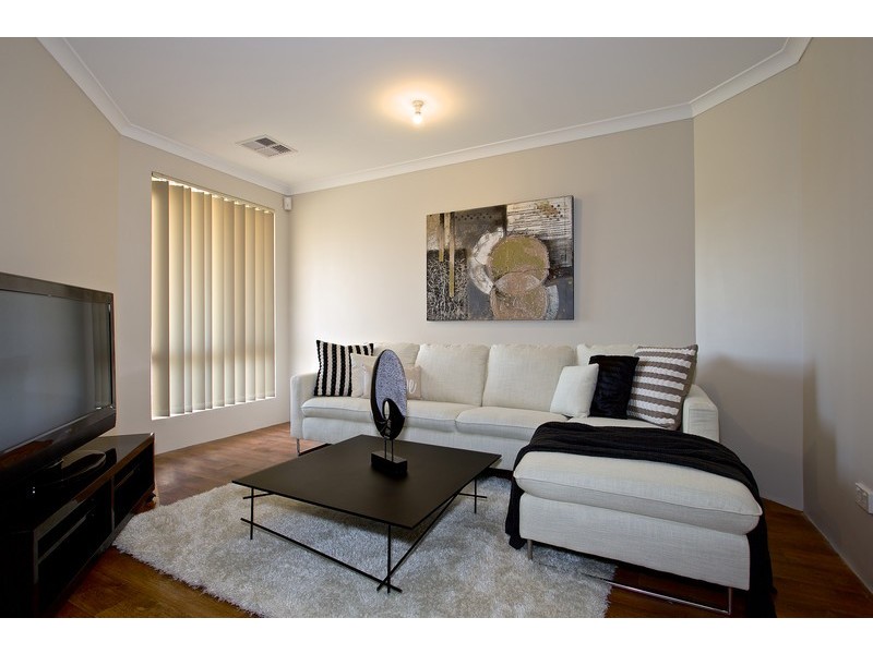 48 Beauchamp Loop, Wellard WA 6170