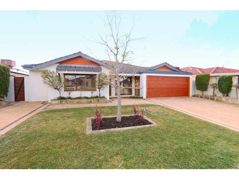 13 Contorta, Canning Vale WA 6155