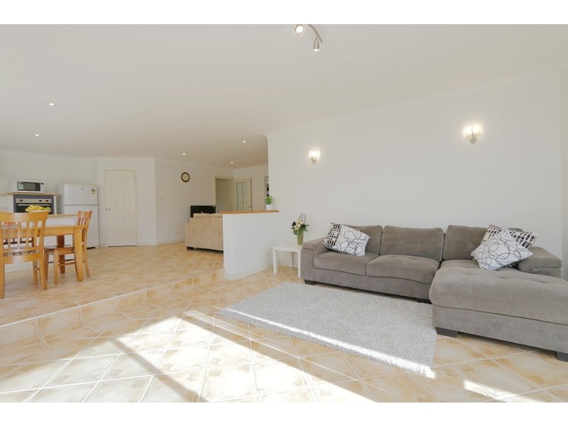 13 Contorta, Canning Vale WA 6155