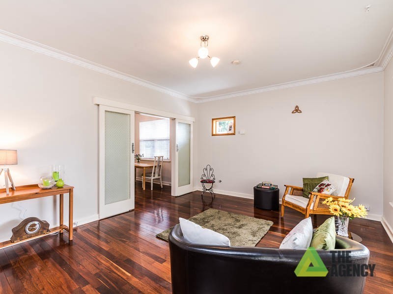 24 Trink Street, Cloverdale WA 6105