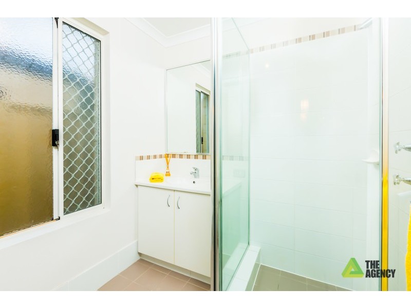 2 Paros Lane, Canning Vale WA 6155