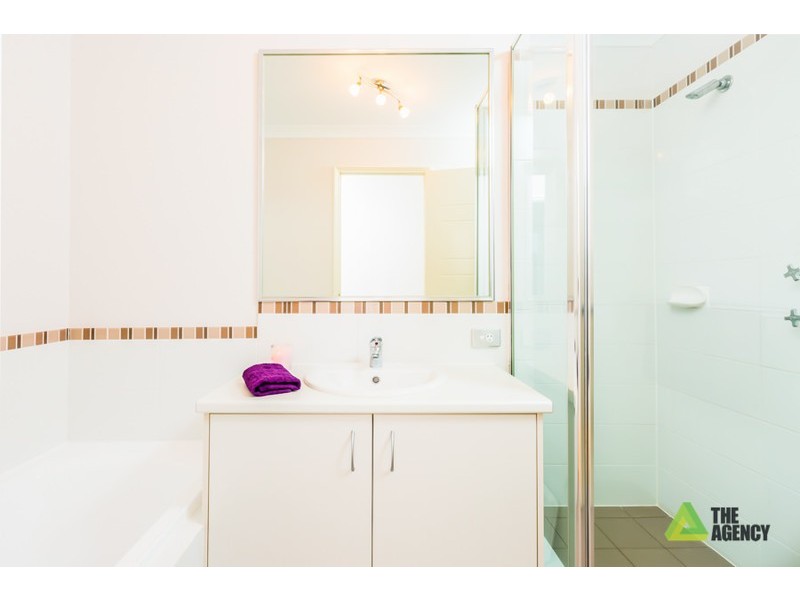 2 Paros Lane, Canning Vale WA 6155