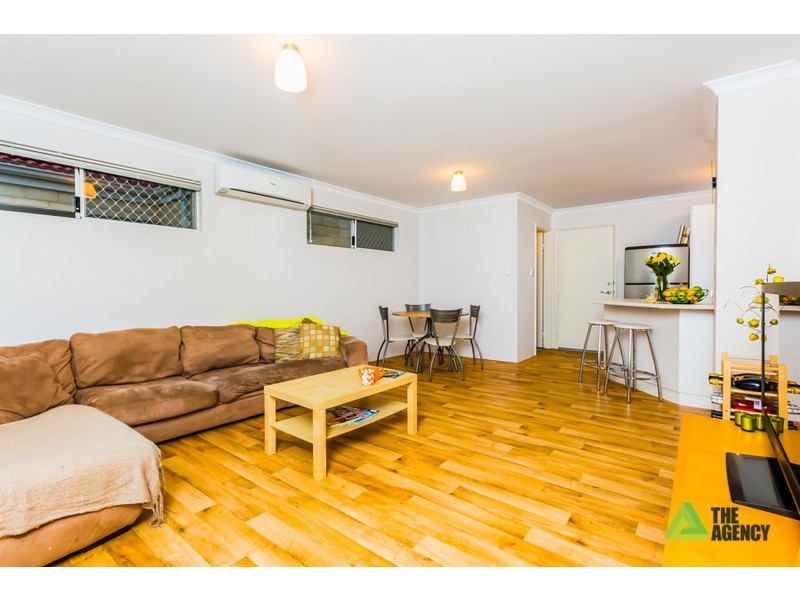 2 Paros Lane, Canning Vale WA 6155