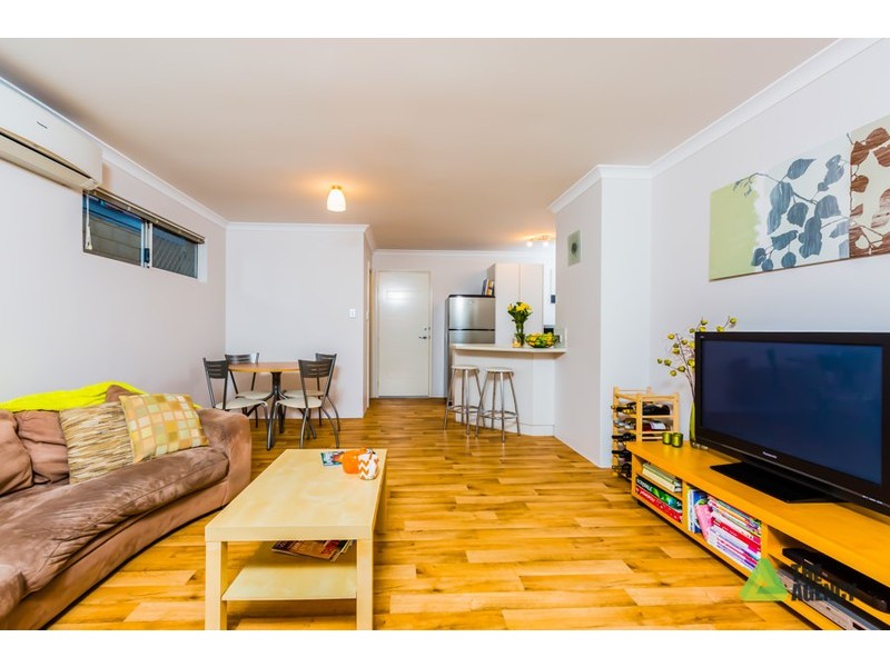 2 Paros Lane, Canning Vale WA 6155