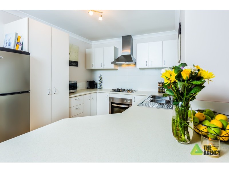 2 Paros Lane, Canning Vale WA 6155