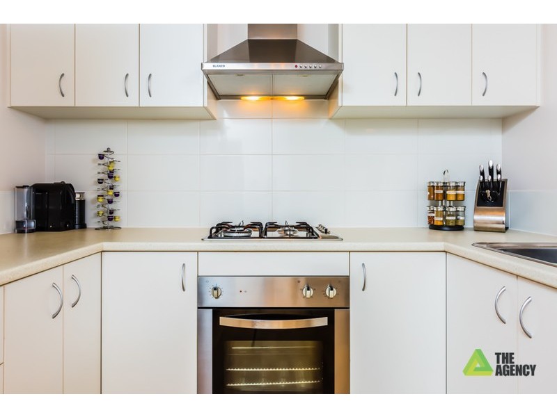 2 Paros Lane, Canning Vale WA 6155