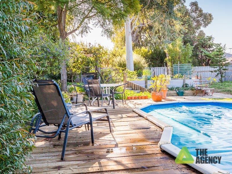 45 Banyard Avenue, Kelmscott WA 6111