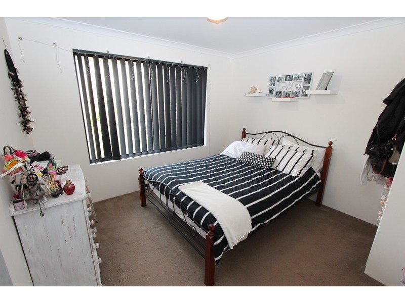 386 Peelwood Parade, Halls Head WA 6210