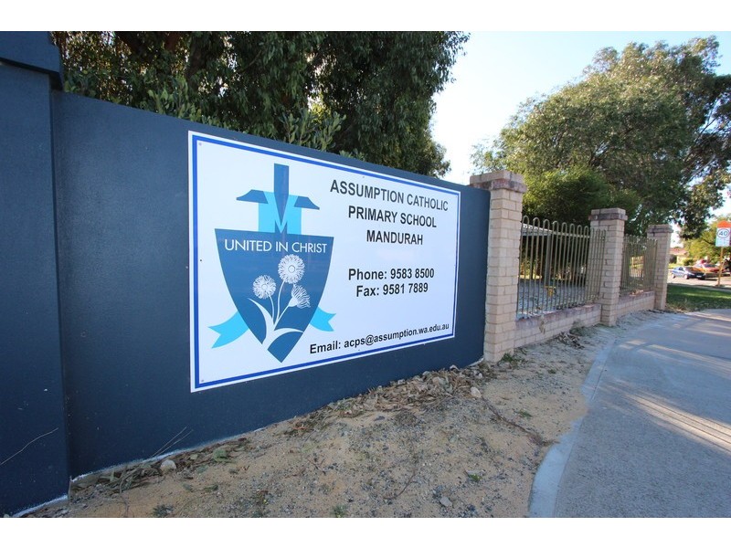 1 Seminole Avenue, Meadow Springs WA 6210