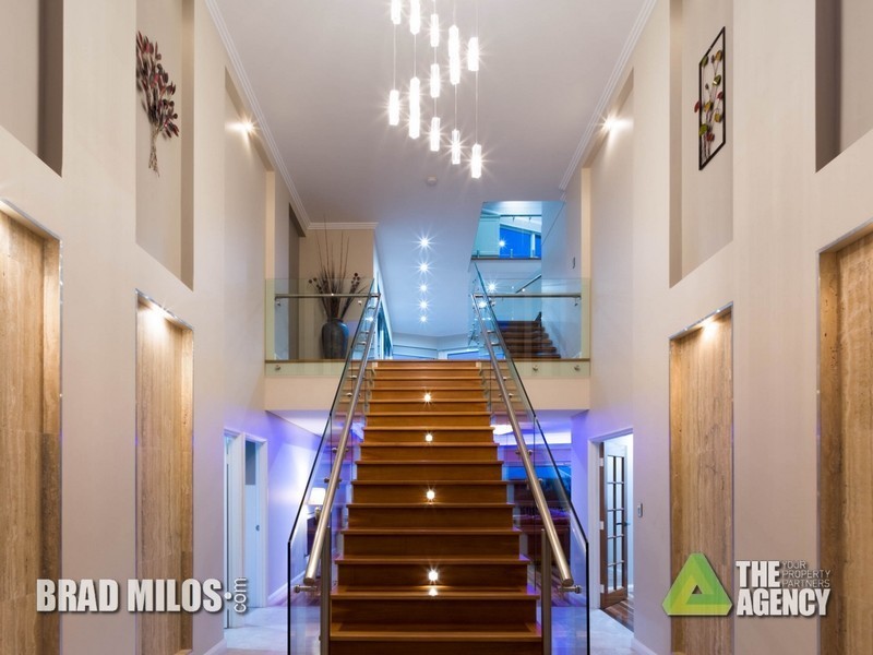 34 Arabella Loop, North Coogee WA 6163