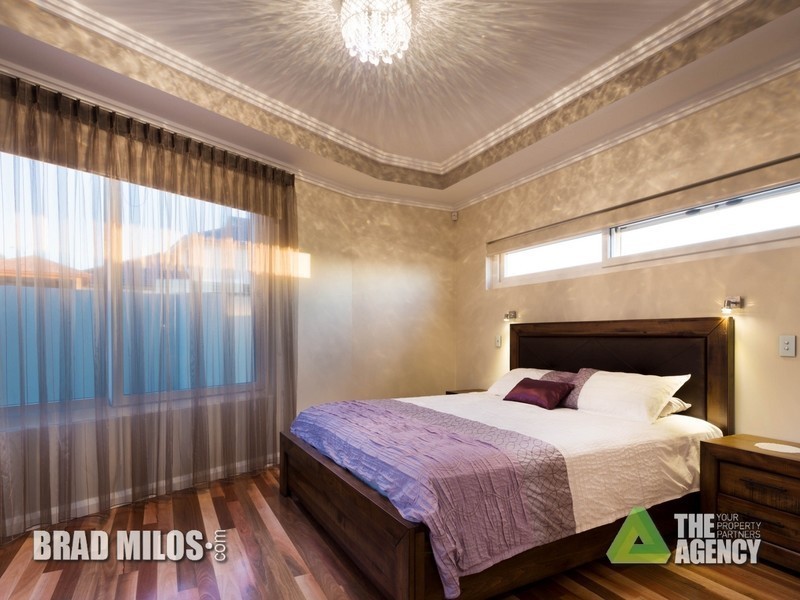 34 Arabella Loop, North Coogee WA 6163