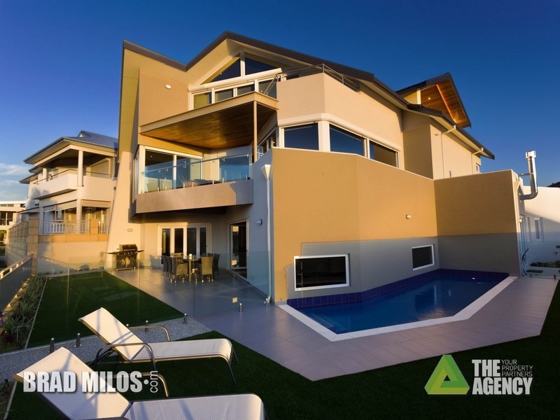 34 Arabella Loop, North Coogee WA 6163