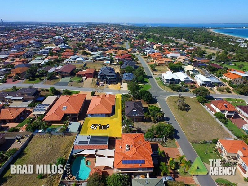 32A Beach Road, Coogee WA 6166