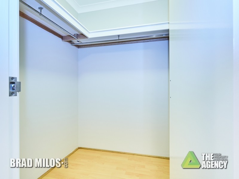 16 Leichhardt Crossing, Hammond Park WA 6164