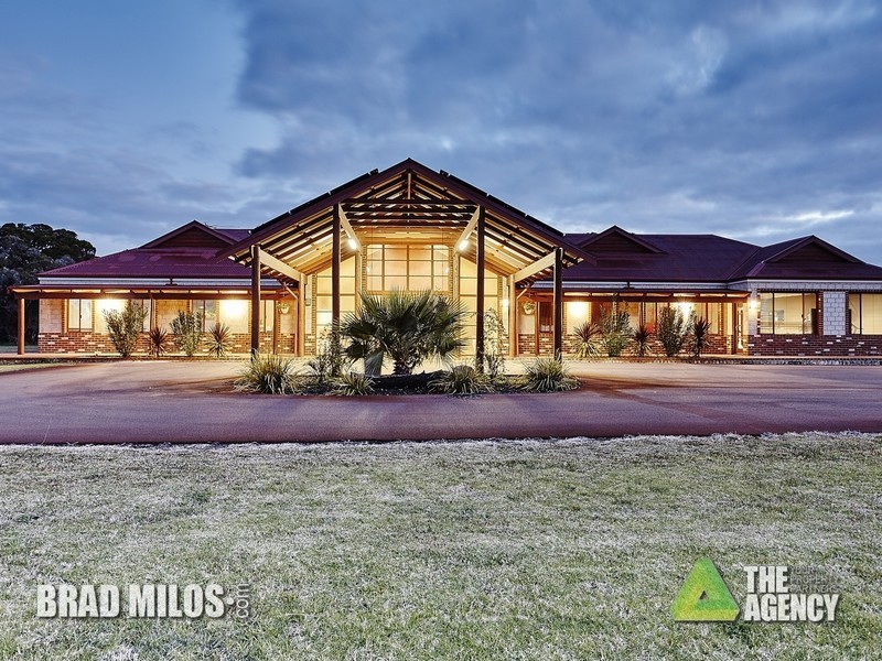 94 Old Dairy Court, Oakford WA 6121