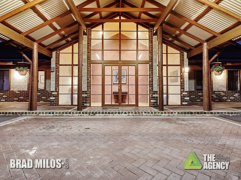 94 Old Dairy Court, Oakford WA 6121