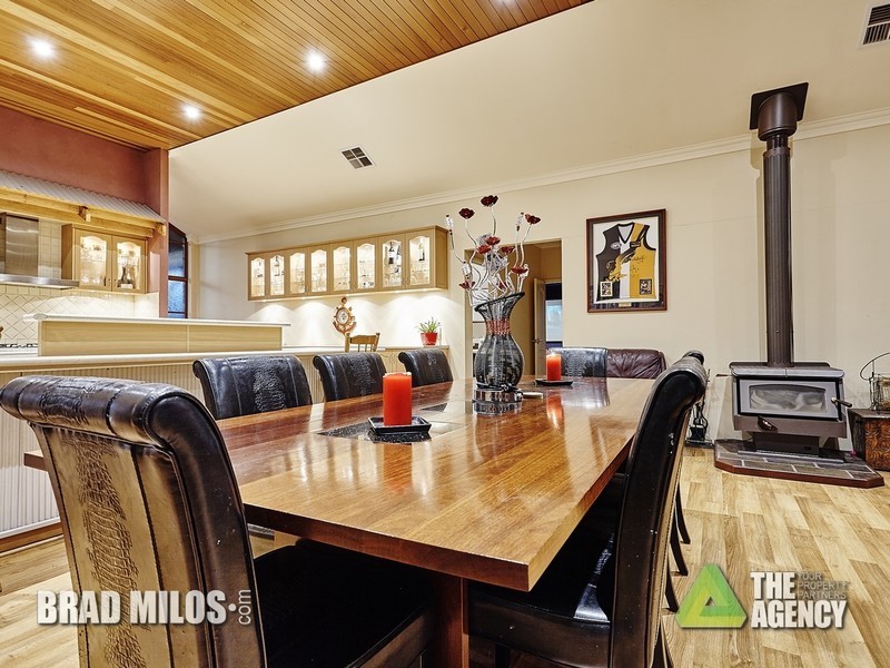 94 Old Dairy Court, Oakford WA 6121