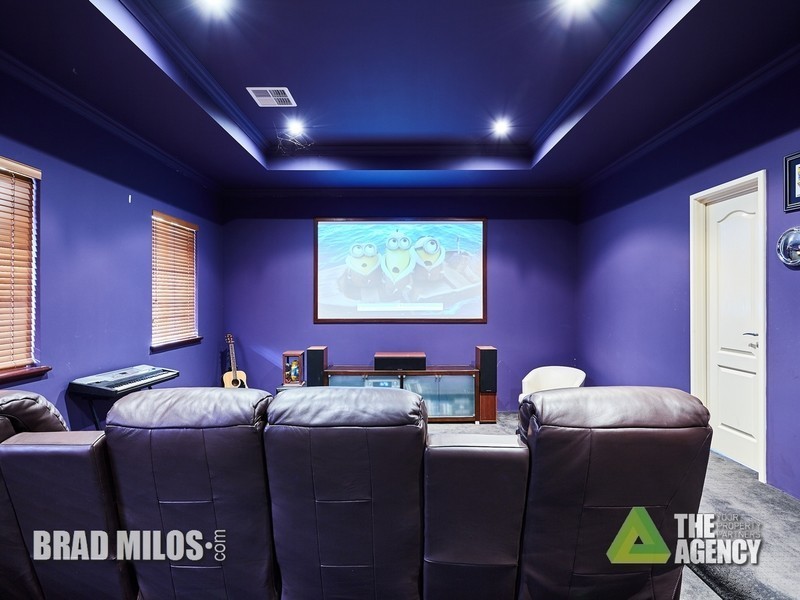 94 Old Dairy Court, Oakford WA 6121