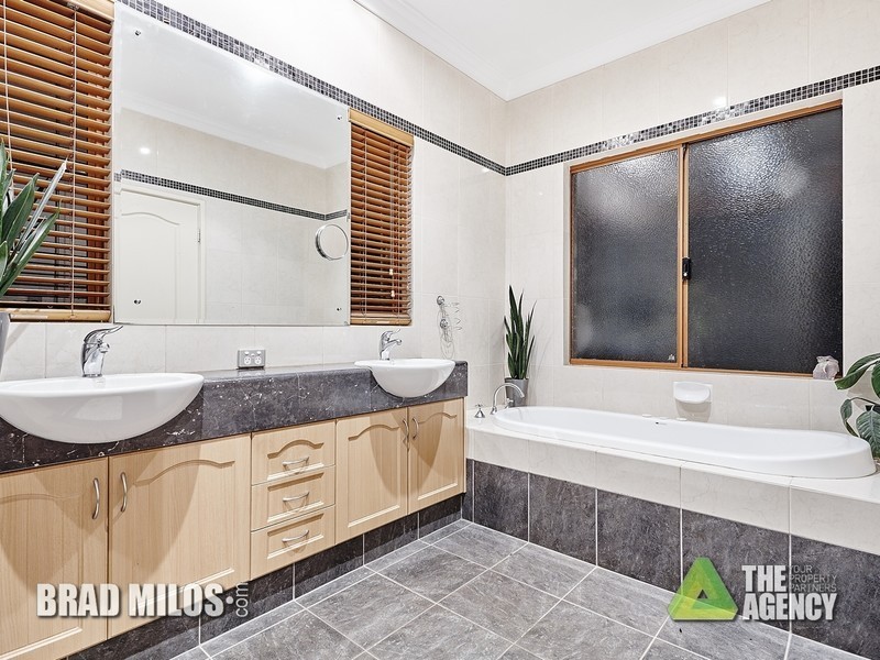 94 Old Dairy Court, Oakford WA 6121