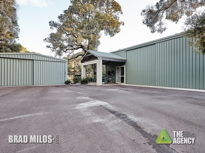 94 Old Dairy Court, Oakford WA 6121