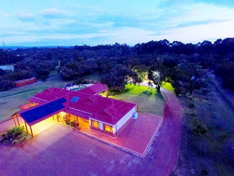 94 Old Dairy Court, Oakford WA 6121