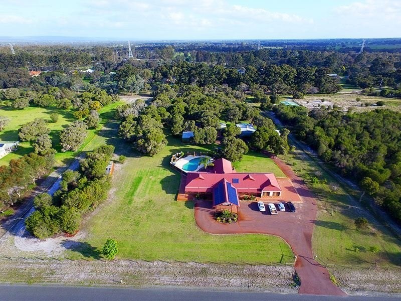 94 Old Dairy Court, Oakford WA 6121