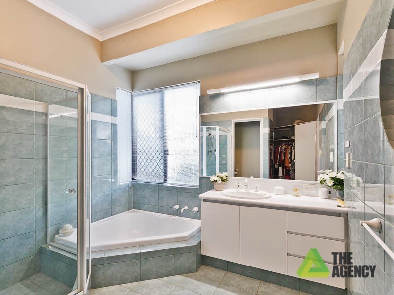 100 Heath Road, Kalamunda WA 6076