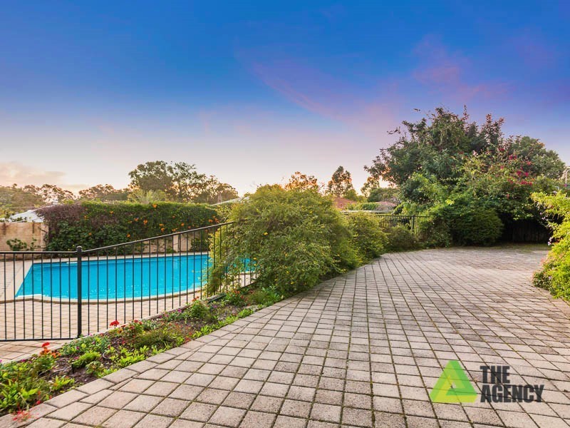 100 Heath Road, Kalamunda WA 6076