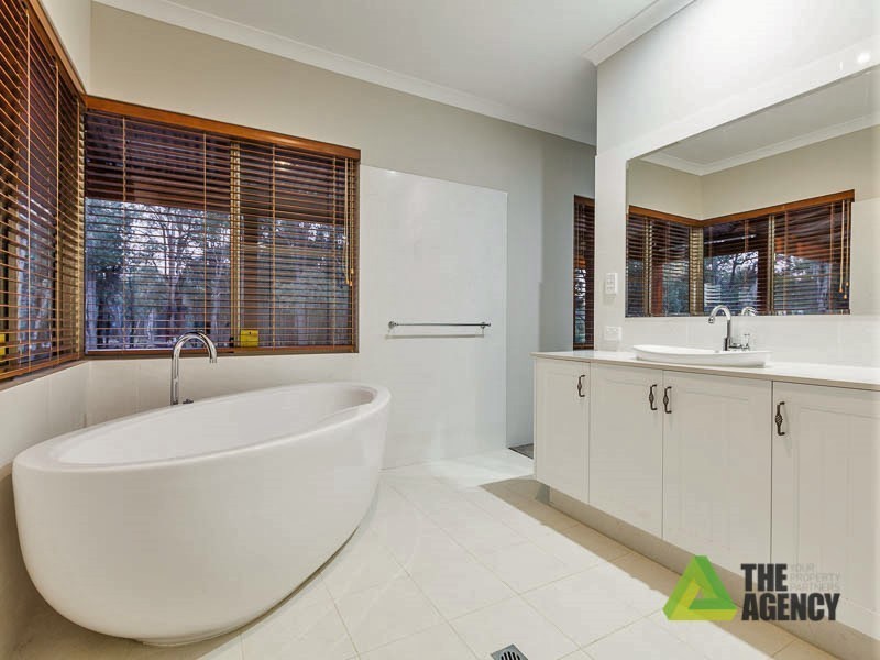 20 Owl Lane, Gidgegannup WA 6083
