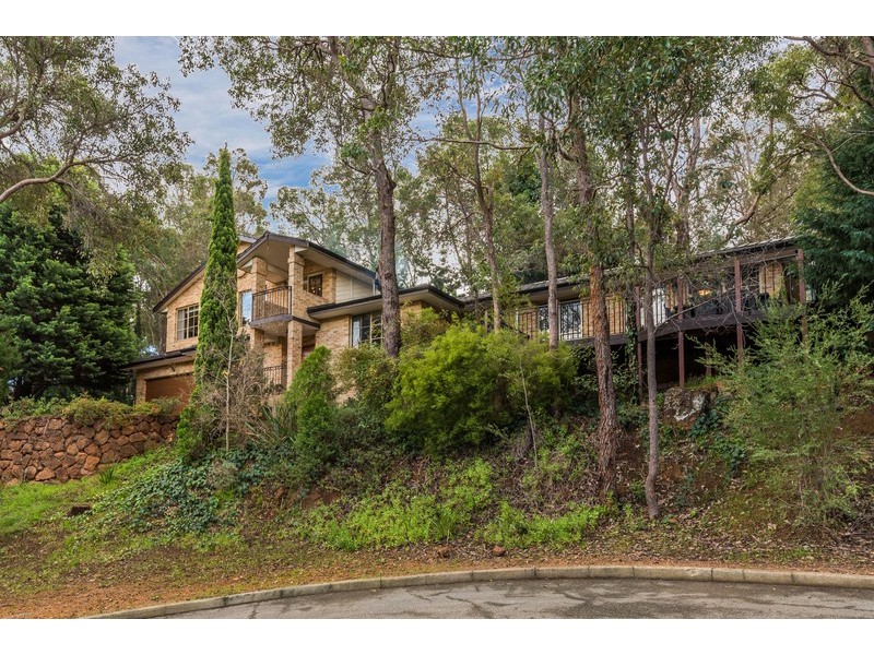 2 Beales Court, Roleystone WA 6111