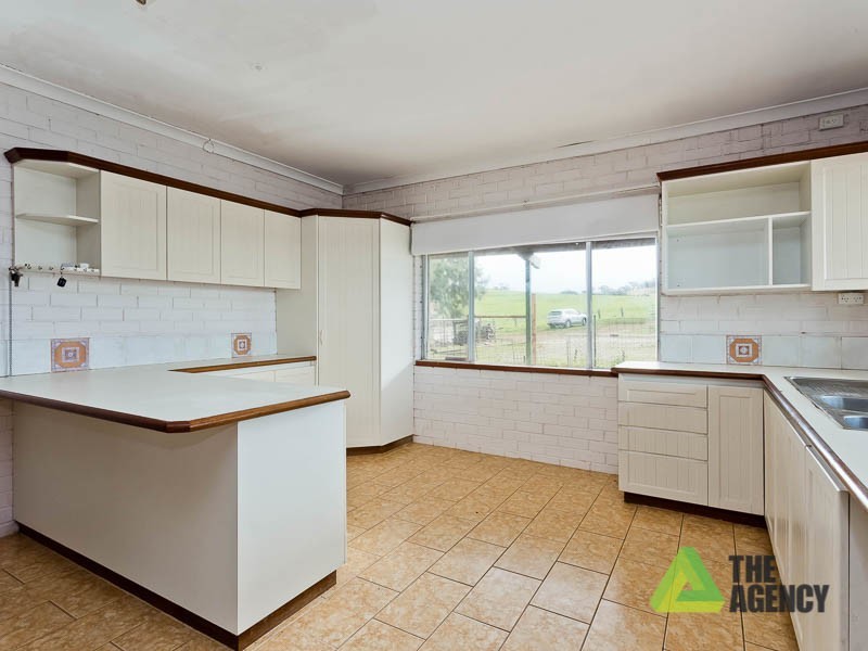 215 Church Gully Road, Toodyay WA 6566