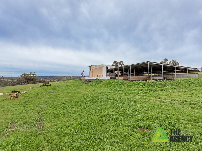 215 Church Gully Road, Toodyay WA 6566