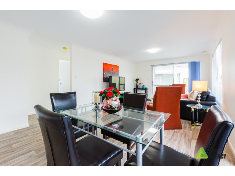 25 Cilantro Parkway, Seville Grove WA 6112