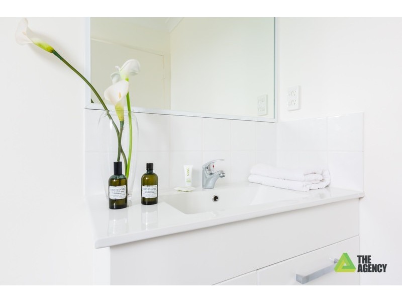 25 Cilantro Parkway, Seville Grove WA 6112