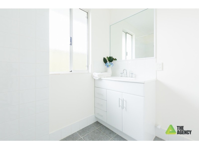 25 Cilantro Parkway, Seville Grove WA 6112