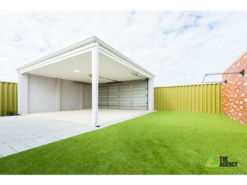 25 Cilantro Parkway, Seville Grove WA 6112