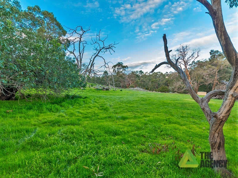 100 Victor Road, Darlington WA 6070